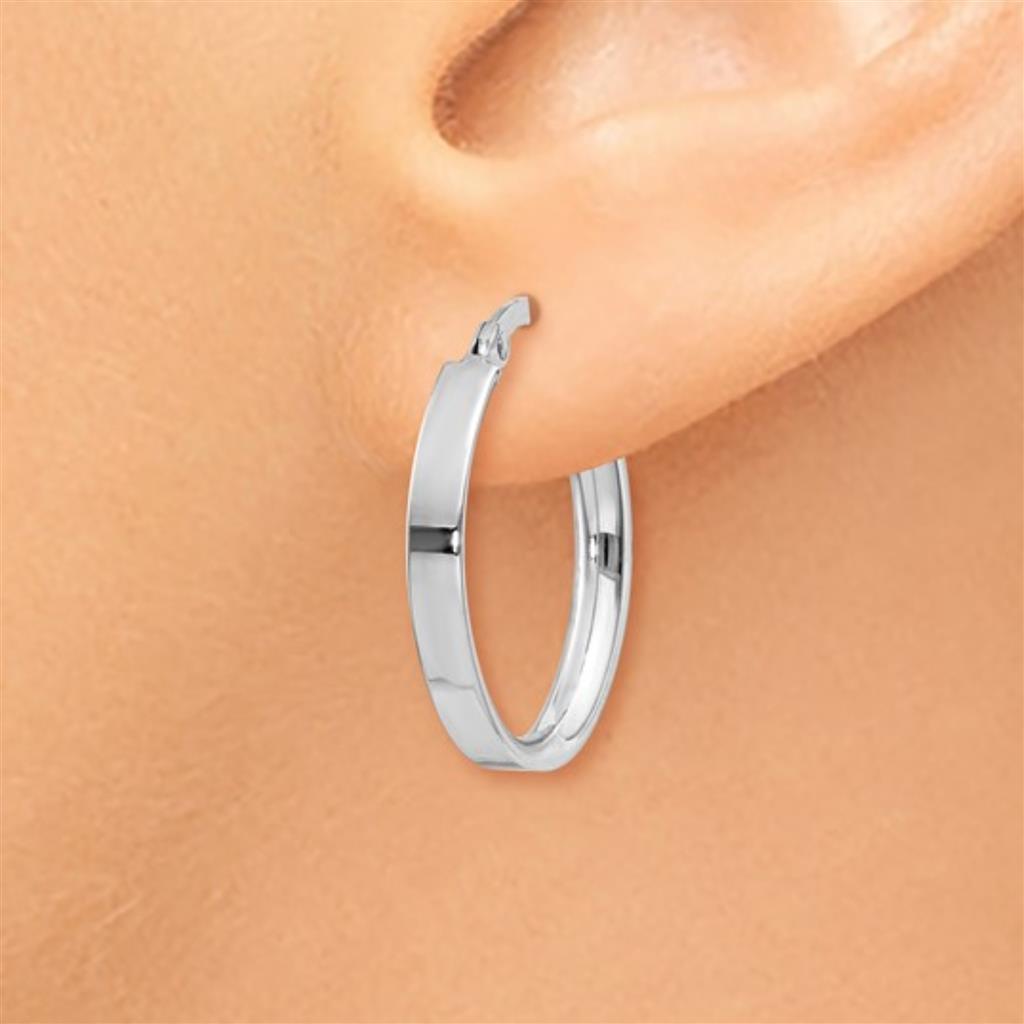 14KW Oval Hoop Earrings PRE574