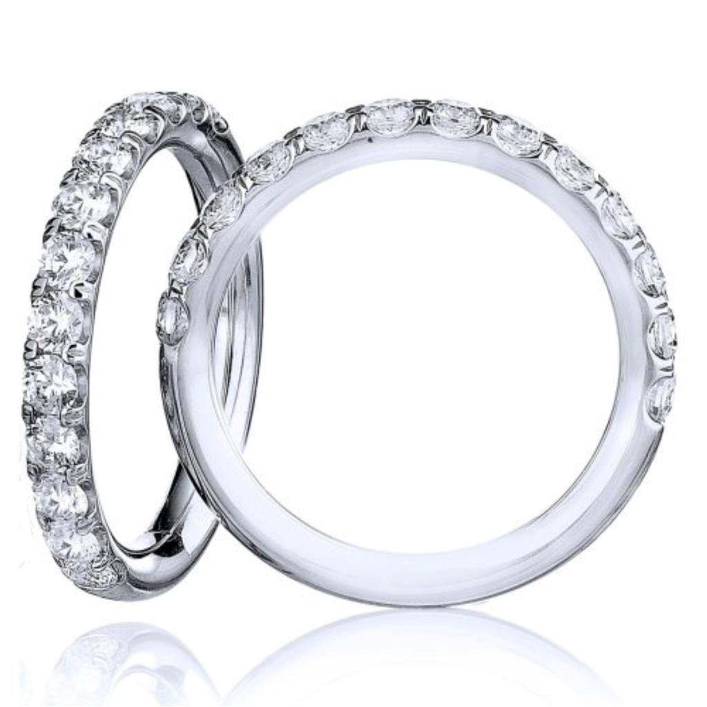 CW Signature 18K White Gold Diamond Band R01134