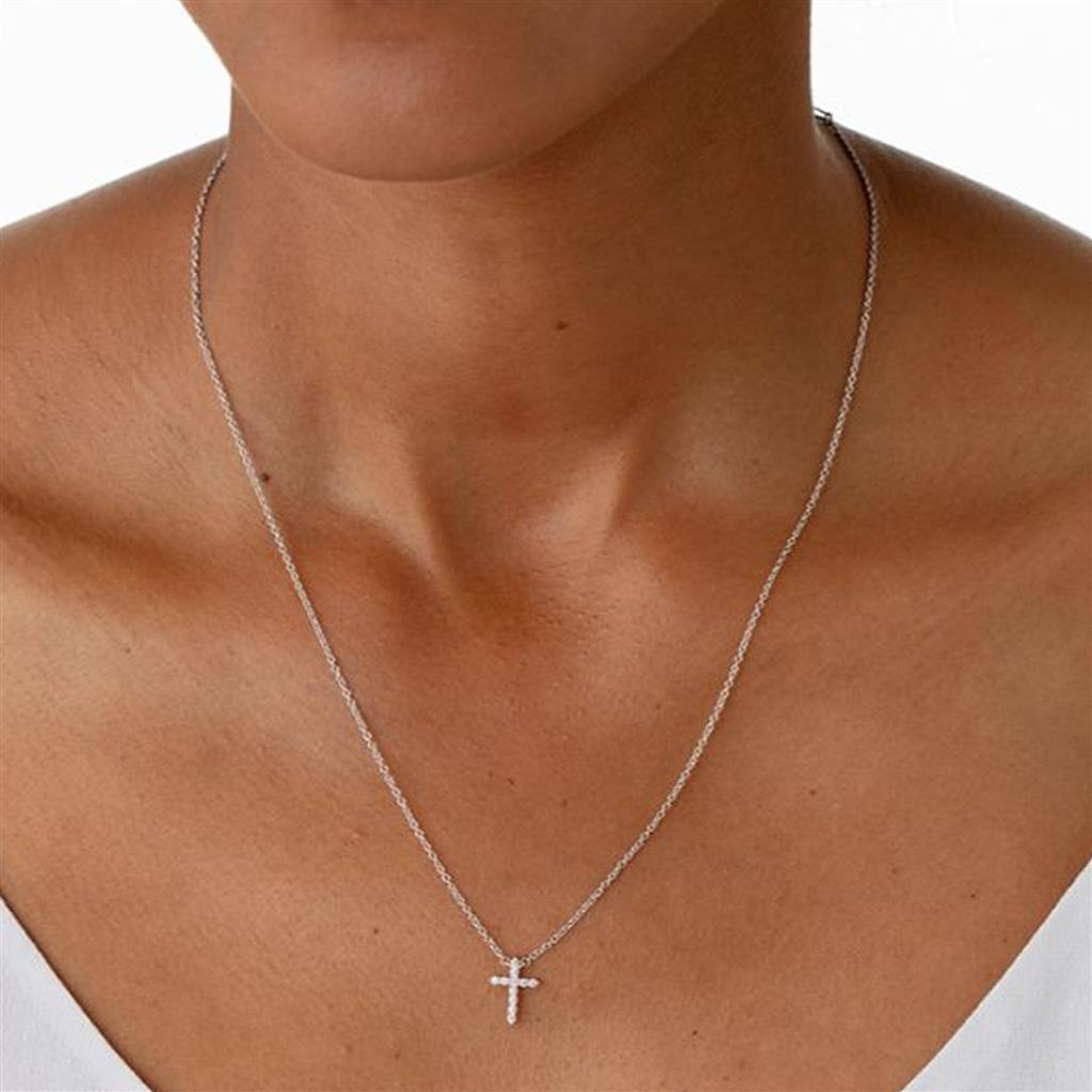 Hearts on Fire 18K White Gold Small Diamond Cross Necklace HFPSIGCR00118W