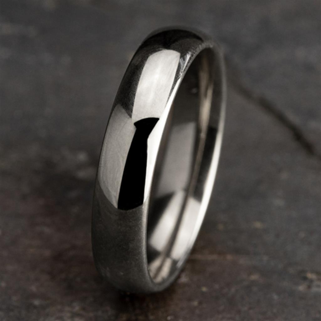 Benchmark 14K White Gold 5mm Comfort Fit Band LCF15014KW06.5
