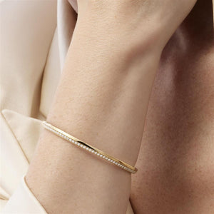 Hearts on Fire 18K Yellow Gold Barre Pave Diamond Bangle UU2836Y